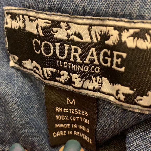 COURAGE | denim button down - Picture 4 of 4